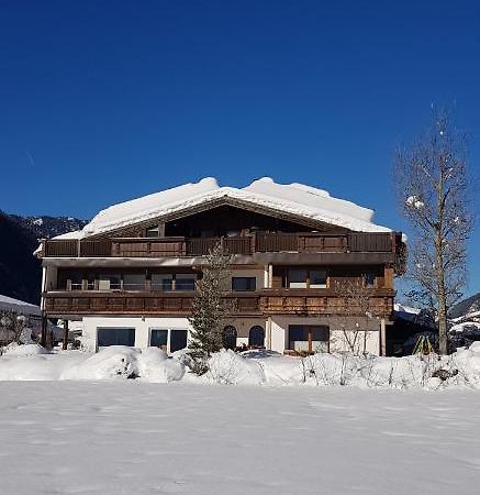 Familienferienhaus Florentine Längenfeld Esterno foto