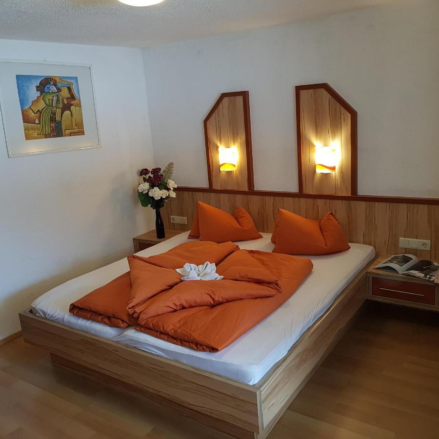 Familienferienhaus Florentine Längenfeld Esterno foto