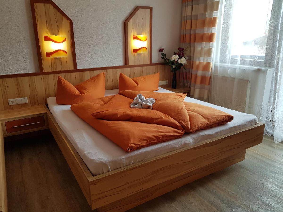 Familienferienhaus Florentine Längenfeld Esterno foto