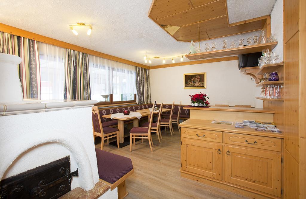 Familienferienhaus Florentine Längenfeld Esterno foto